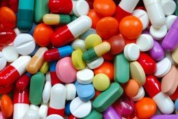 A bunch of pills in a pile